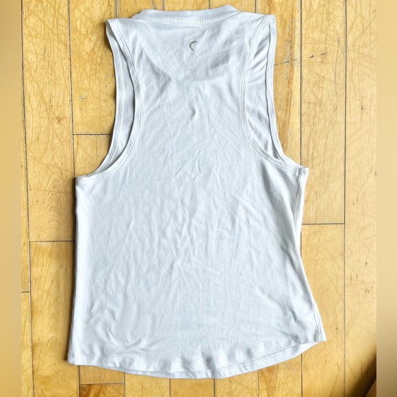 Zyia Activewear Performance Kettle Moon White Tank Top Size Medium - Picture 3 of 5